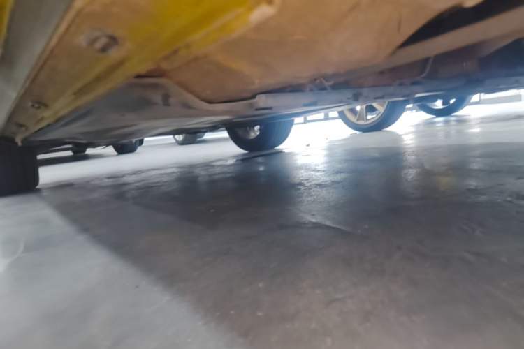 Used Jetta VS5 2019 280TSI Automatic Enjoyment Model Left Side Sill