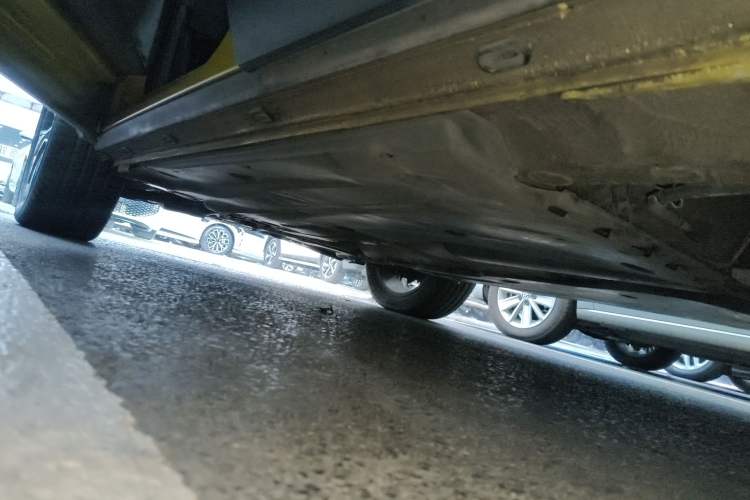 Used Jetta VS5 2019 280TSI Automatic Glory Edition Left Side Sill