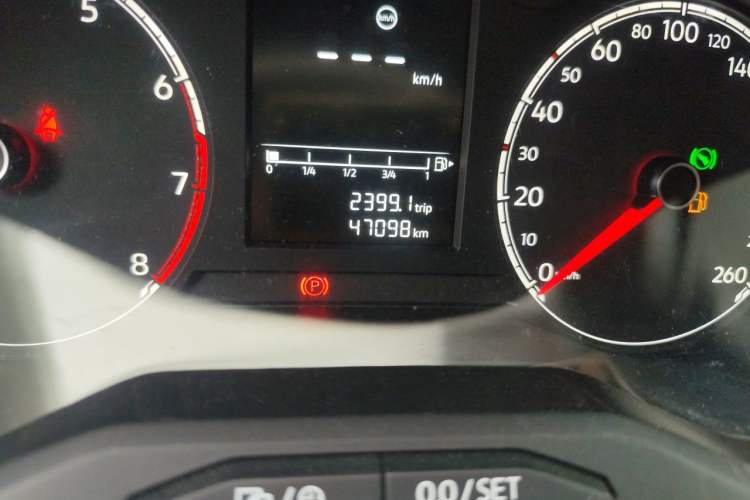 Used Jetta VS5 2019 280TSI Automatic Enjoyment Model Odometer Close Up