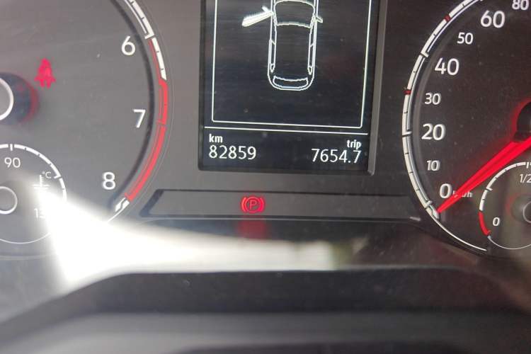 Used Jetta VS5 2019 280TSI Automatic Glory Edition Odometer Close Up
