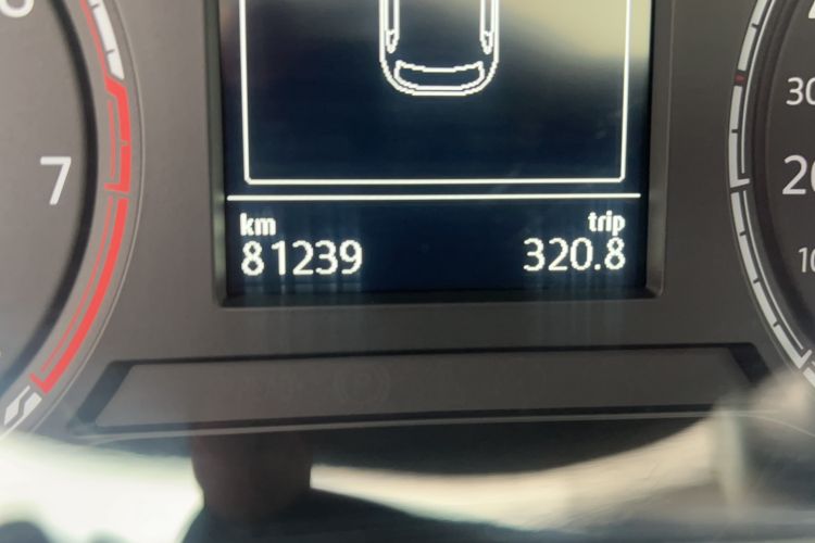Used Jetta VS5 2019 280TSI Automatic Glory Edition Odometer Close Up