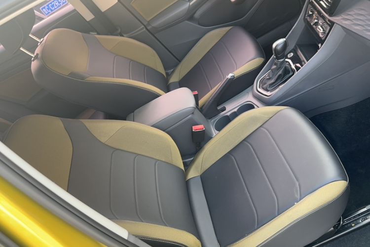 Used Jetta VS5 2019 280TSI Automatic Enjoyment Model Right Front Seat