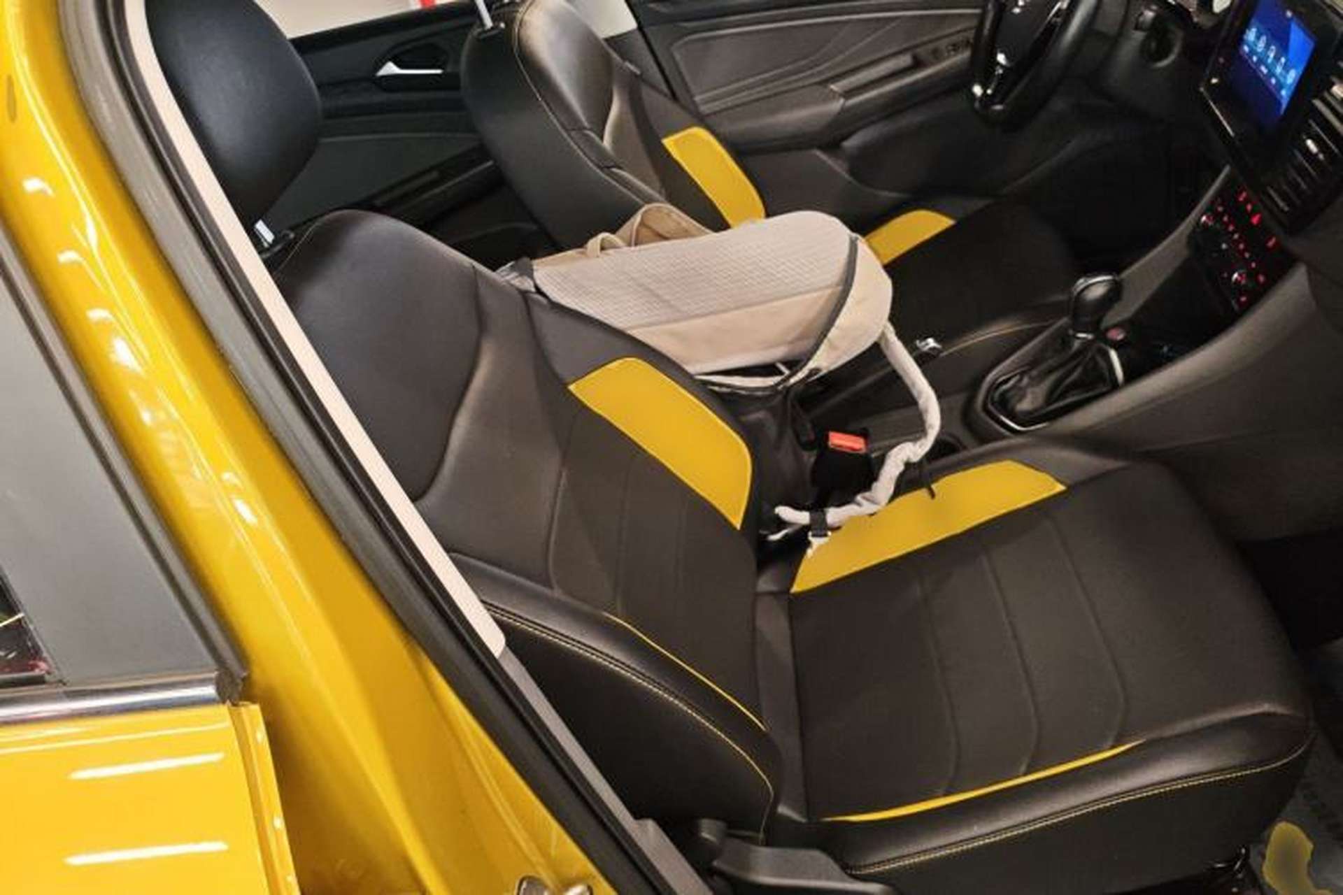 Used Jetta VS5 2019 280TSI Automatic Glory Edition Right Front Seat