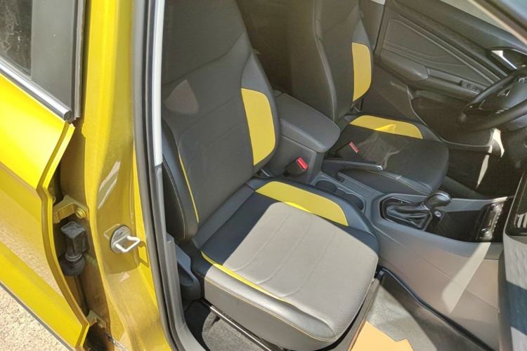 Used Jetta VS5 2019 280TSI Automatic Glory Edition Right Front Seat