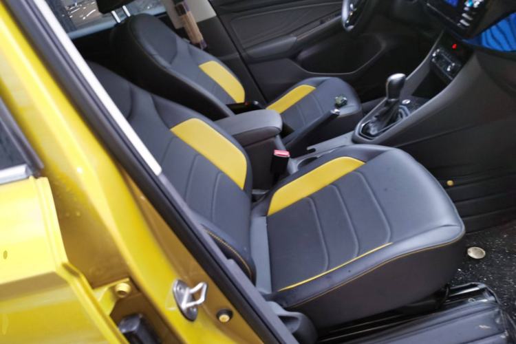 Used Jetta VS5 2019 280TSI Automatic Glory Edition Right Front Seat