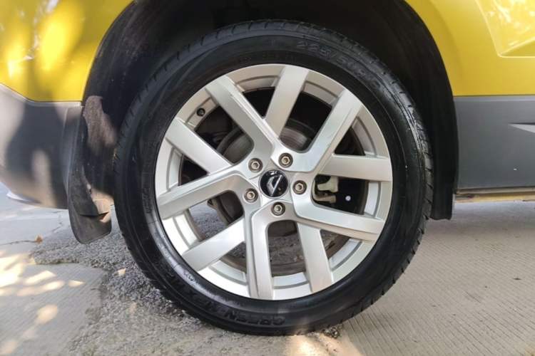 Used Jetta VS5 2019 280TSI Automatic Enjoyment Model Right Rear Wheel Hub