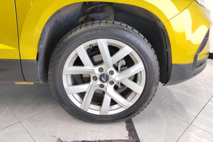 Used Jetta VS5 2019 280TSI Automatic Enjoyment Model Right Rear Wheel Hub