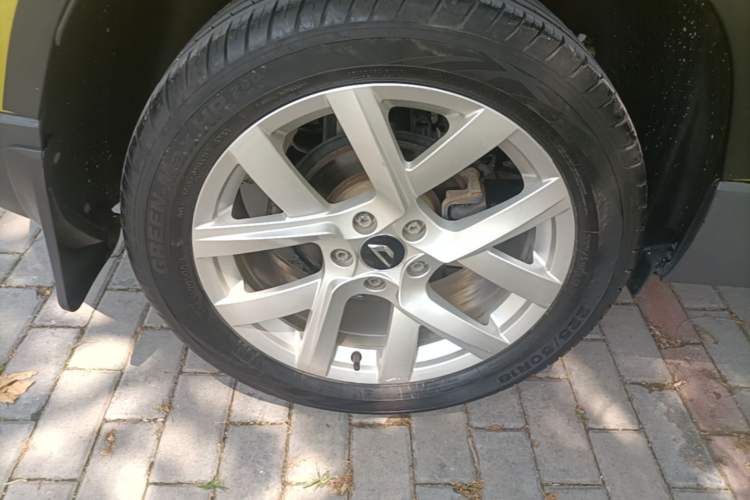 Used Jetta VS5 2019 280TSI Automatic Enjoyment Model Right Rear Wheel Hub