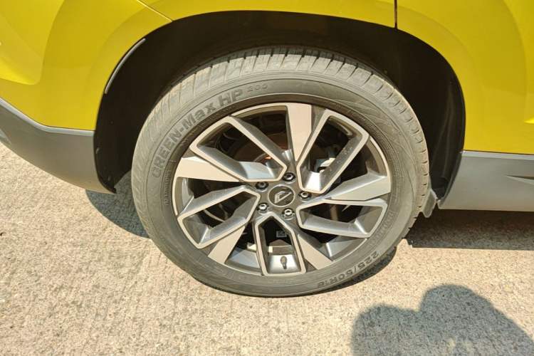 Used Jetta VS5 2019 280TSI Automatic Glory Edition Right Rear Wheel Hub