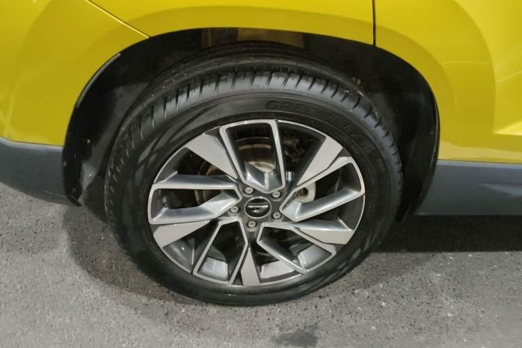 Used Jetta VS5 2019 280TSI Automatic Glory Edition Right Rear Wheel Hub