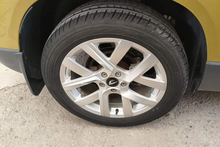 Used Jetta VS5 2019 280TSI Automatic Enjoyment Model Right Rear Wheel Hub