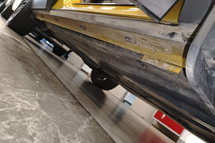 Used Jetta VS5 2019 280TSI Automatic Glory Edition Right Side Sill
