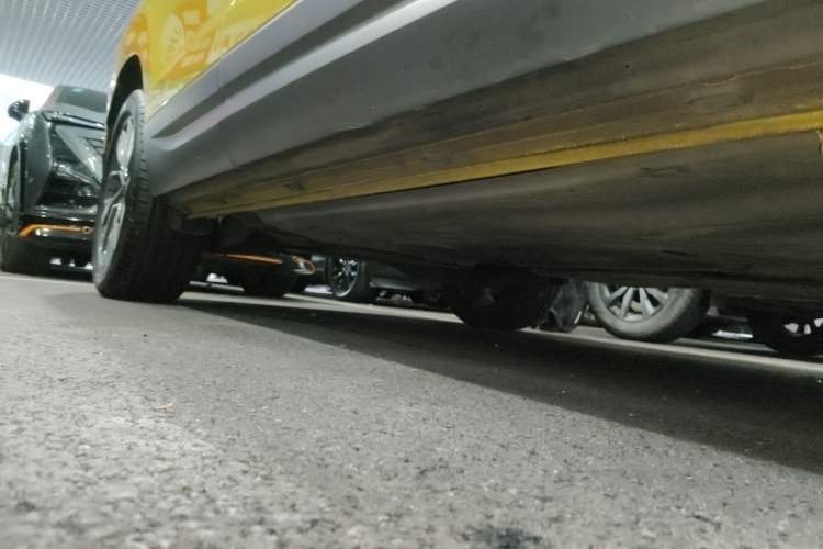 Used Jetta VS5 2019 280TSI Automatic Glory Edition Right Side Sill