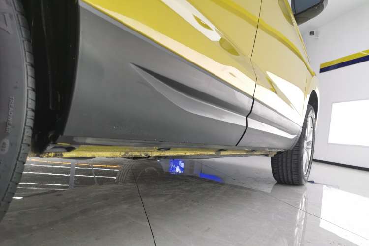 Used Jetta VS5 2019 280TSI Automatic Trend Model Right Side Sill