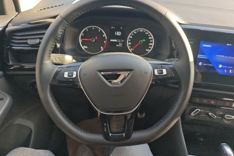 Used Jetta VS5 2019 280TSI Automatic Enjoyment Model Steering Wheel