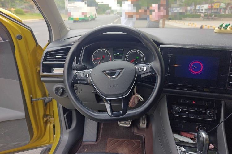 Used Jetta VS5 2019 280TSI Automatic Glory Edition Steering Wheel