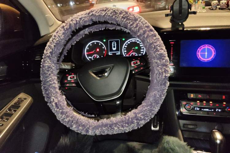 Used Jetta VS5 2019 280TSI Automatic Glory Edition Steering Wheel