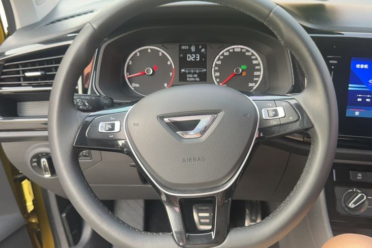 Used Jetta VS5 2019 280TSI Automatic Enjoyment Model Steering Wheel
