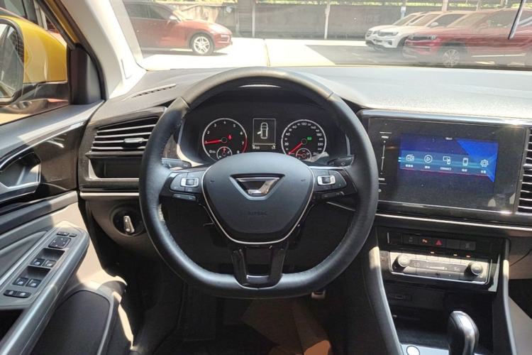 Used Jetta VS5 2019 280TSI Automatic Glory Edition Steering Wheel
