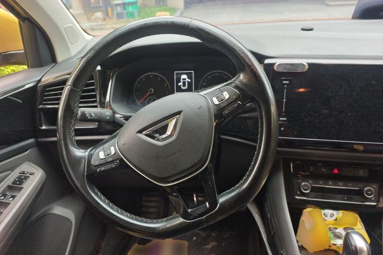 Used Jetta VS5 2019 280TSI Automatic Glory Edition Steering Wheel