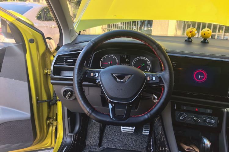 Used Jetta VS5 2019 280TSI Automatic Trend Model Steering Wheel