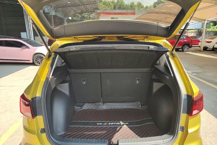 Used Jetta VS5 2019 280TSI Automatic Glory Edition Trunk