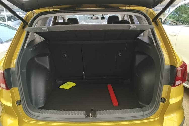 Used Jetta VS5 2019 280TSI Automatic Enjoyment Model Trunk