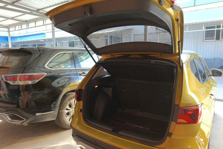 Used Jetta VS5 2019 280TSI Automatic Glory Edition Trunk