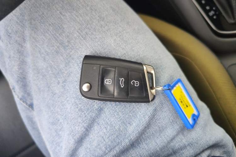 Used Jetta VS5 2019 280TSI Automatic Enjoyment Model Vehicle Key