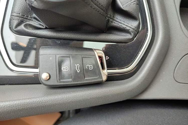 Used Jetta VS5 2019 280TSI Automatic Glory Edition Vehicle Key