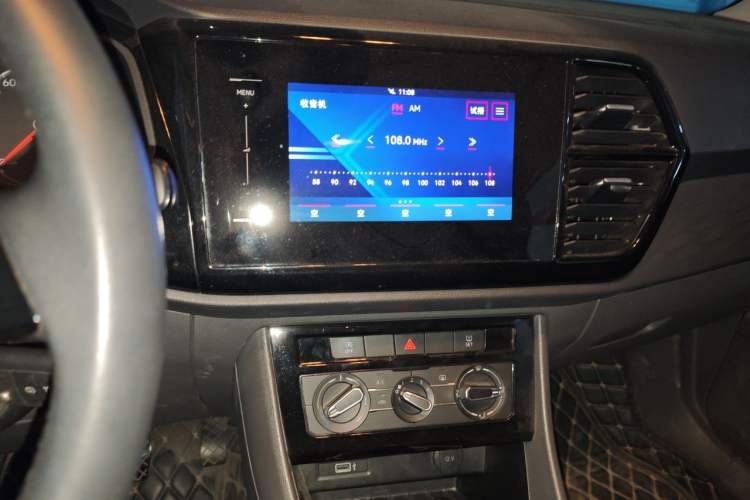 Used Jetta VS5 2020 280TSI Automatic "Thirty and Standing Tall" Edition Audio And AC Panel