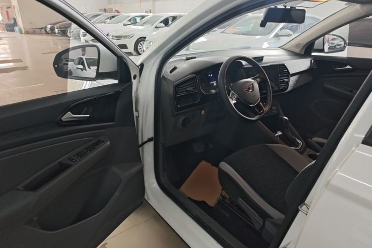 Used Jetta VS5 2020 280TSI Automatic "Thirty and Standing Tall" Edition Driver Seat