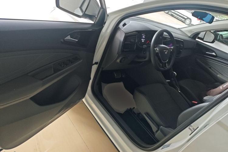 Used Jetta VS5 2020 280TSI Automatic "Thirty and Standing Tall" Edition Driver Seat