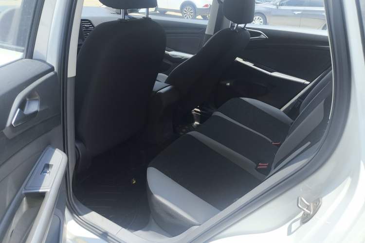 Used Jetta VS5 2020 280TSI Automatic "Thirty and Standing Tall" Edition Interior 7