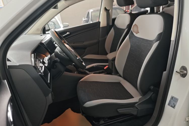 Used Jetta VS5 2020 280TSI Automatic "Thirty and Standing Tall" Edition Left Front Seat