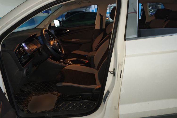 Used Jetta VS5 2020 280TSI Automatic "Thirty and Standing Tall" Edition Left Front Seat