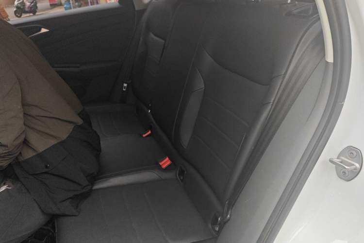 Used Jetta VS5 2020 280TSI Automatic "Thirty and Standing Tall" Edition Left Rear Seat