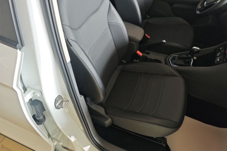 Used Jetta VS5 2020 280TSI Automatic "Thirty and Standing Tall" Edition Right Front Seat