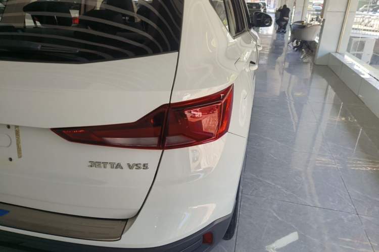 Used Jetta VS5 2020 280TSI Automatic "Thirty and Standing Tall" Edition Right Rear Taillight