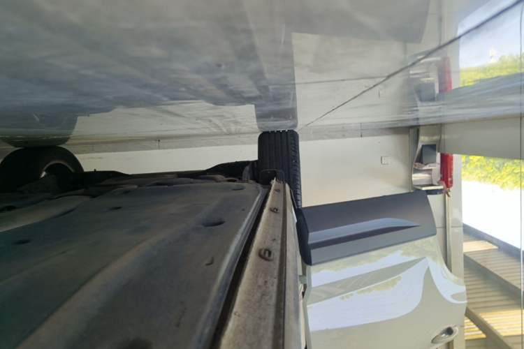 Used Jetta VS5 2020 280TSI Automatic "Thirty and Standing Tall" Edition Right Side Sill