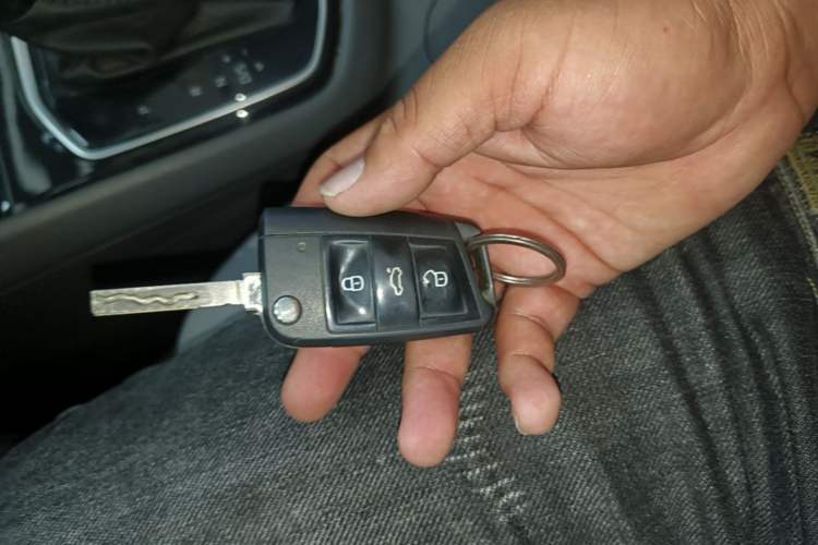 Used Jetta VS5 2020 280TSI Automatic "Thirty and Standing Tall" Edition Vehicle Key