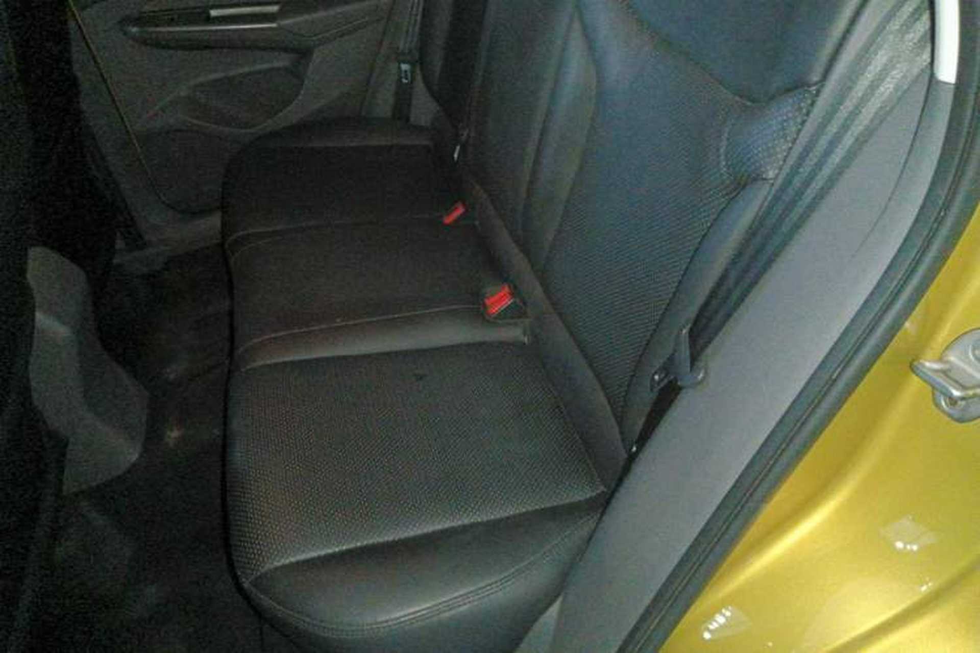 Used Jetta VS5 2020 280TSI Automatic "Thirty and Standing Tall" Edition Left Rear Seat