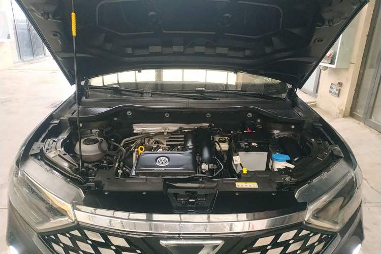 Used Jetta VS5 2021 280TSI Automatic Enjoyment Model Engine Bay