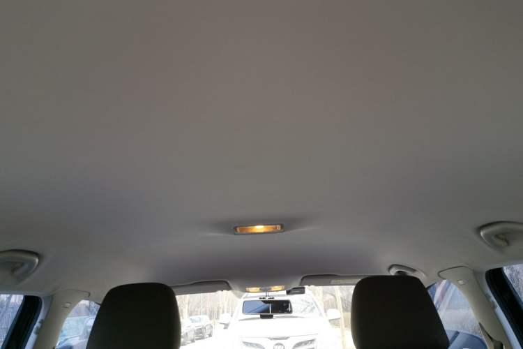 Used Jetta VS5 2021 280TSI Automatic Trend Edition Headliner
