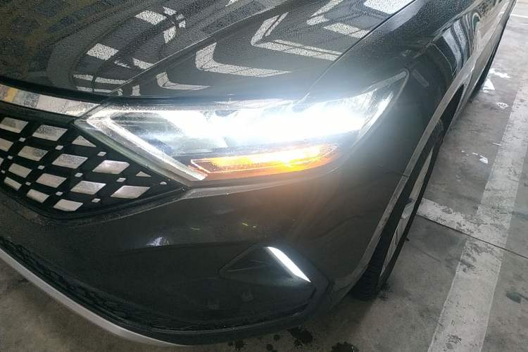 Used Jetta VS5 2021 280TSI Automatic Enjoyment Model Left Front Headlight
