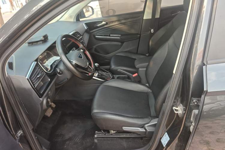 Used Jetta VS5 2021 280TSI Automatic Trend Edition Left Front Seat