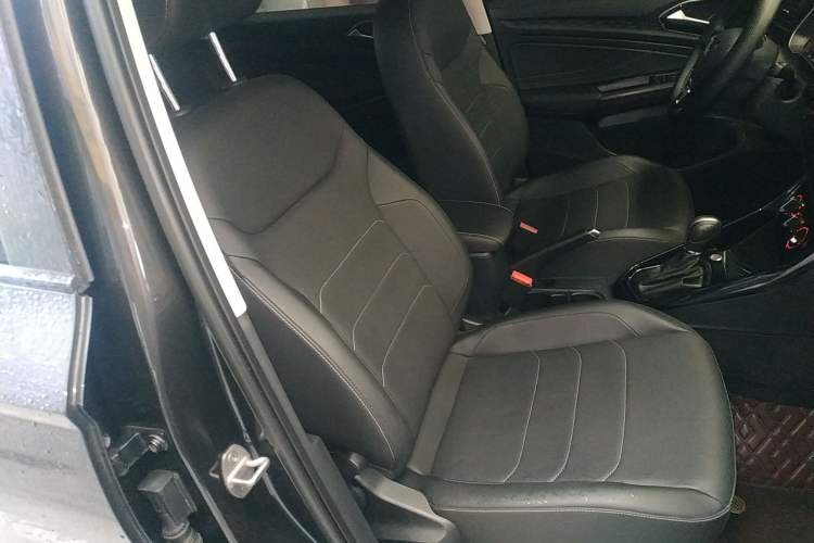 Used Jetta VS5 2021 280TSI Automatic Enjoyment Model Right Front Seat