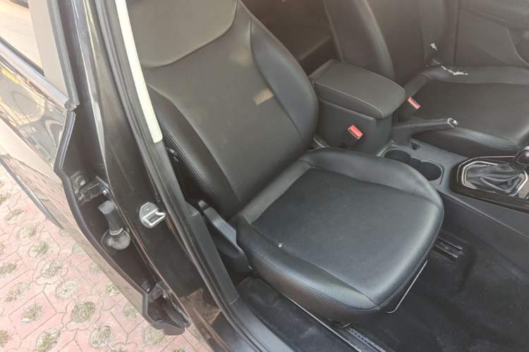 Used Jetta VS5 2021 280TSI Automatic Trend Edition Right Front Seat