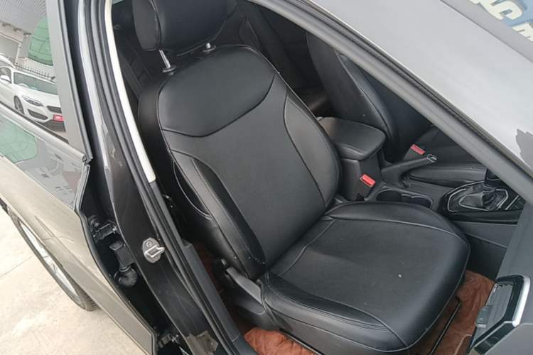 Used Jetta VS5 2021 280TSI Automatic Trend Edition Right Front Seat