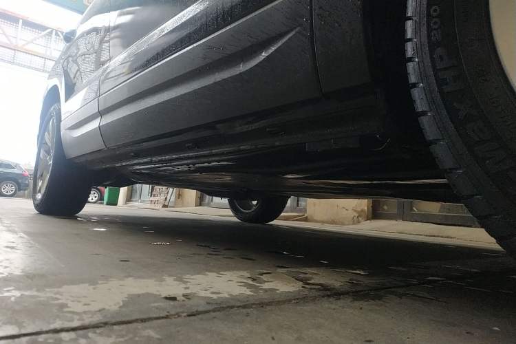 Used Jetta VS5 2021 280TSI Automatic Enjoyment Model Right Side Sill